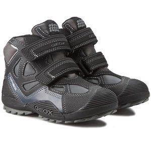 NEW Geox winter Boots - Size 8.5